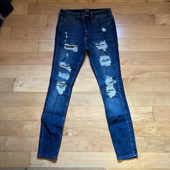 NWOT Hollister High-Rise Super Skinny Ripped Medium Wash Jeans - Picture 2 of 7